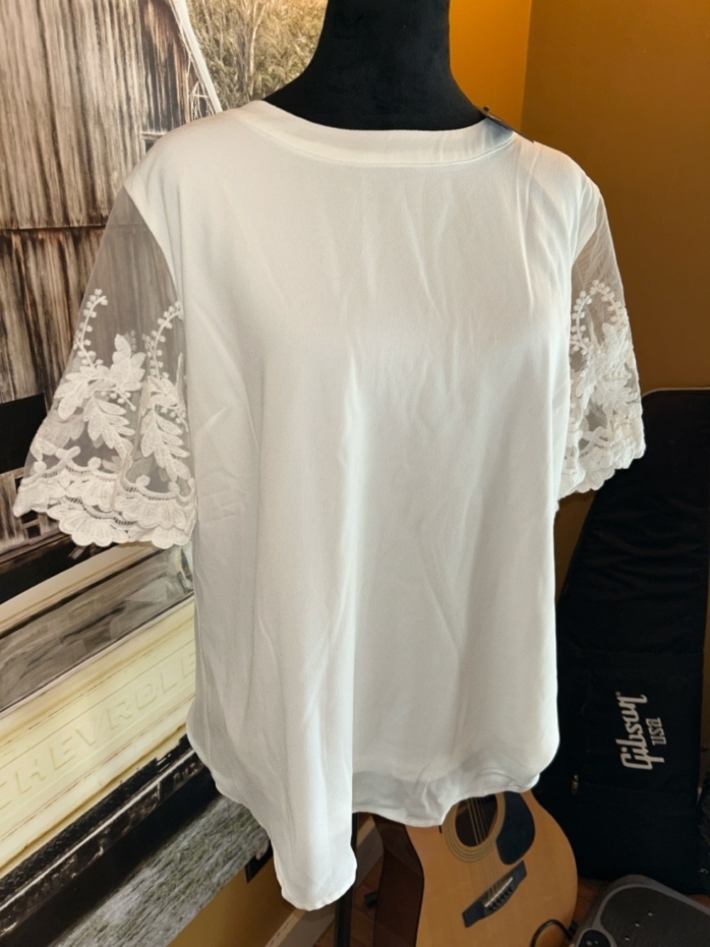 NWT Lulus White Lace-Sleeve Women’s Top - Elegant Casual Blouse